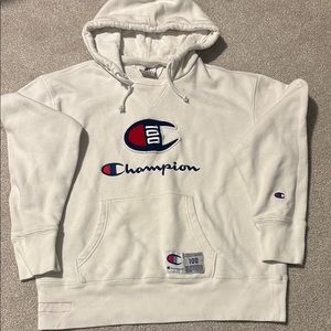 Vintage Champion White Hoodie with Logo